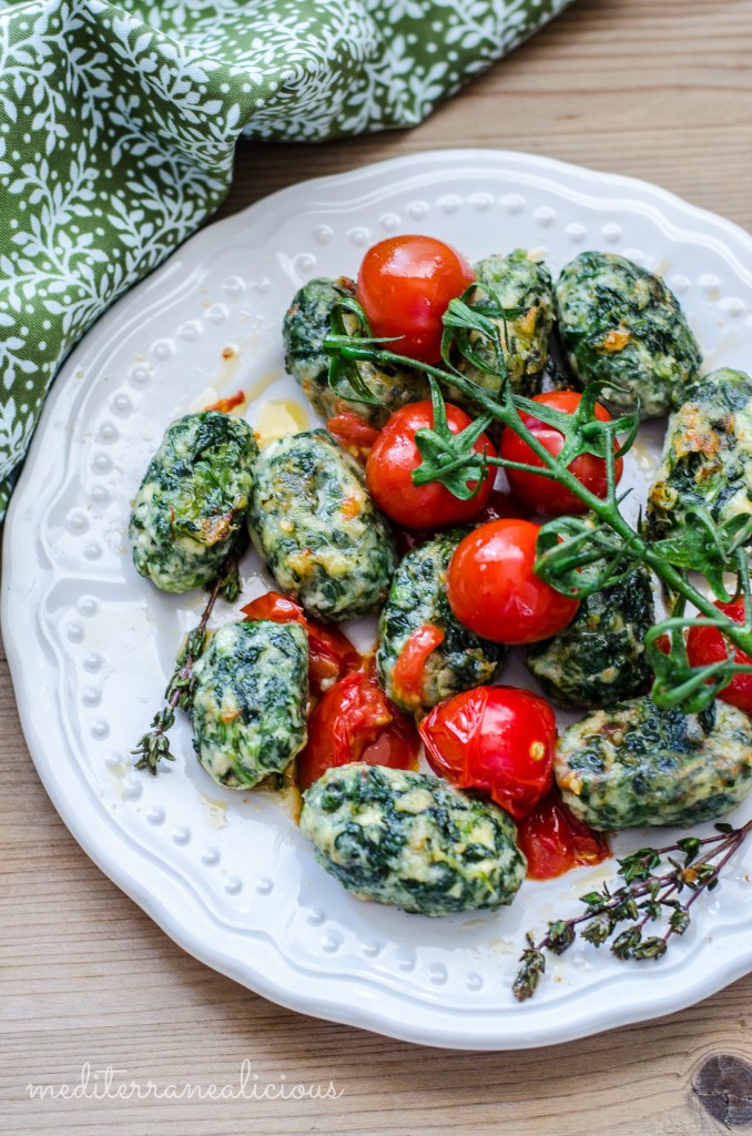 Spinach Ricotta Gnocchi With Fresh Cherry Tomato Sauce Mediterranealicious