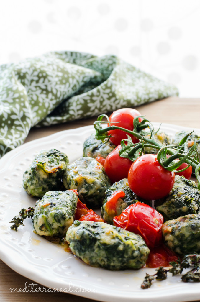 Spinach Ricotta Gnocchi With Fresh Cherry Tomato Sauce Mediterranealicious